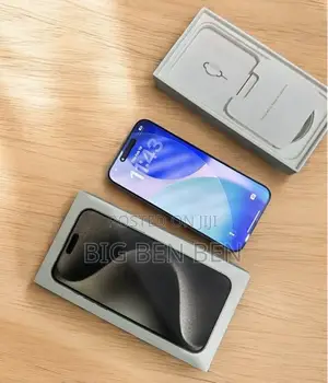 Apple iPhone 15 Pro Max 256 GB Silver