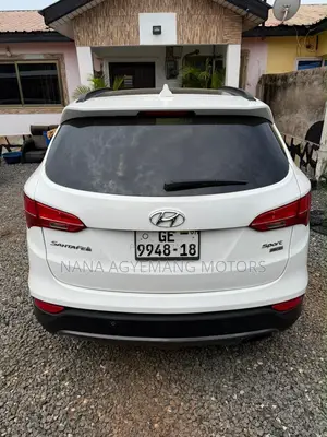 Hyundai Santa Fe 2014 White