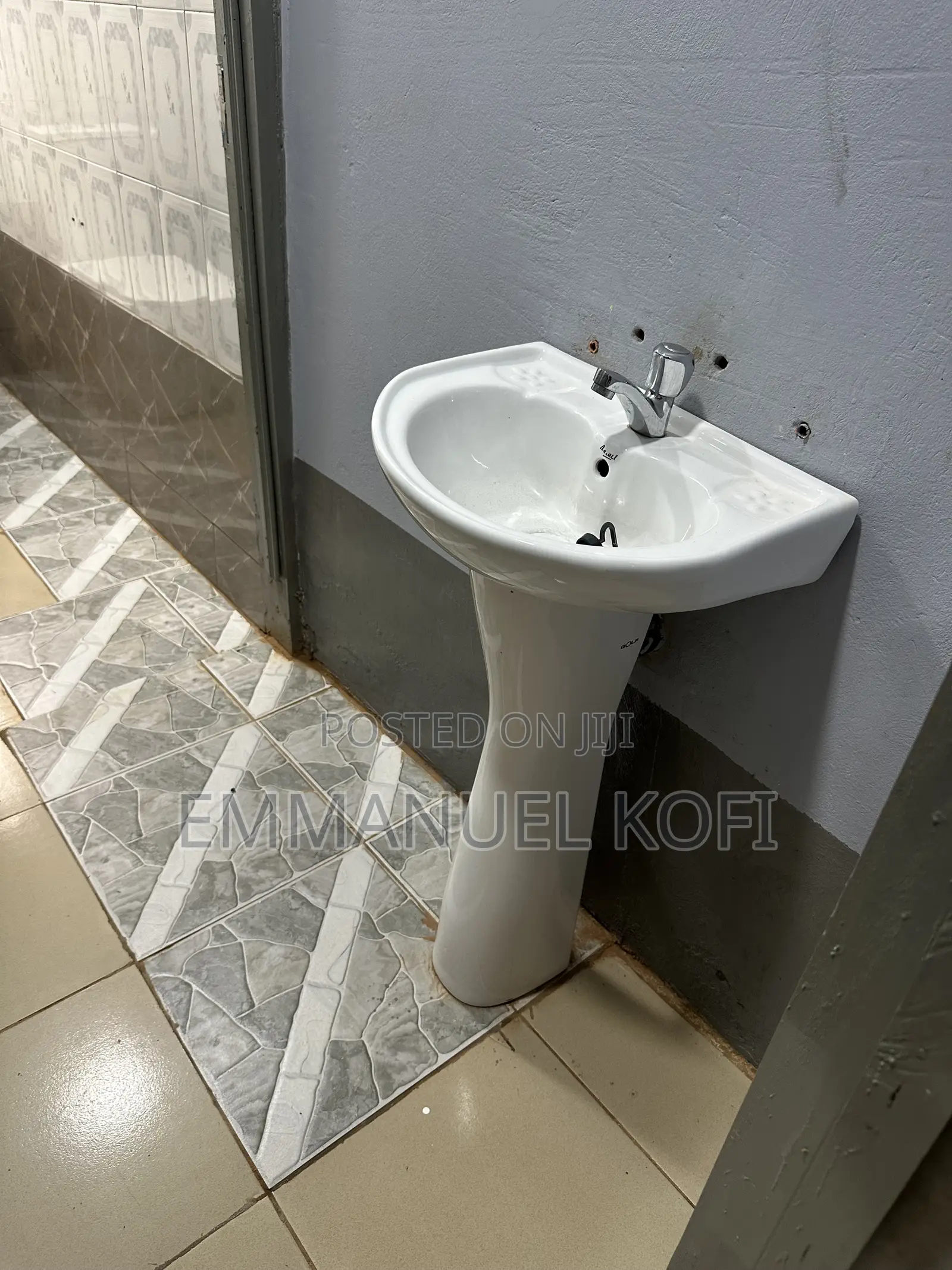 3bdrm House in Genu Property, Housing Down for rent