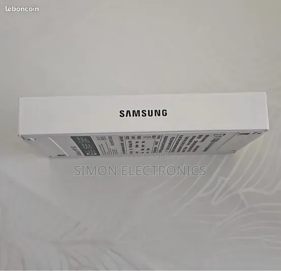 New Samsung Galaxy M17 5G 128 GB