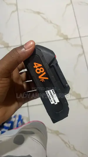Battery Rechargeable Car Washer. 2 Batteries