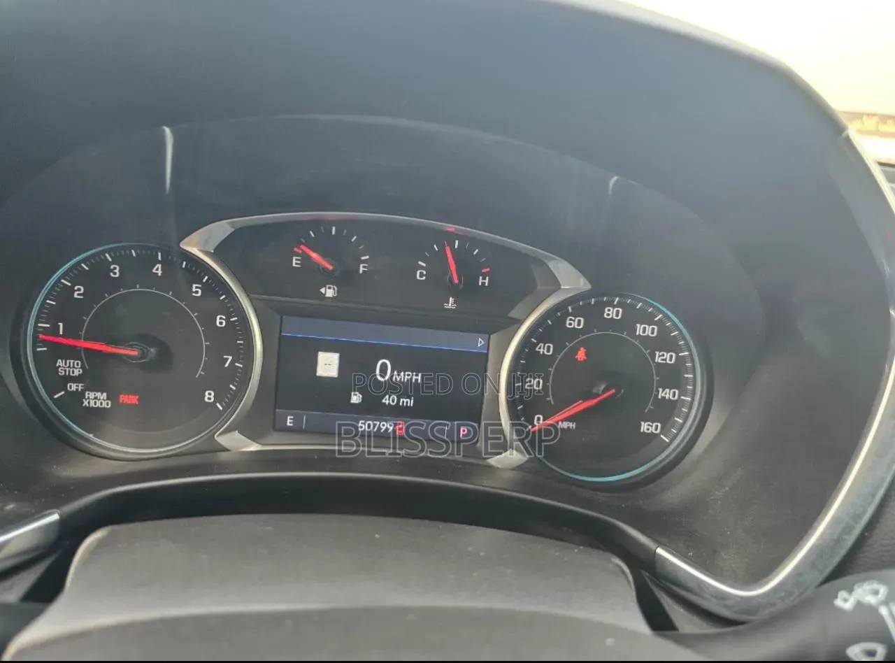 Chevrolet Equinox 2022 White