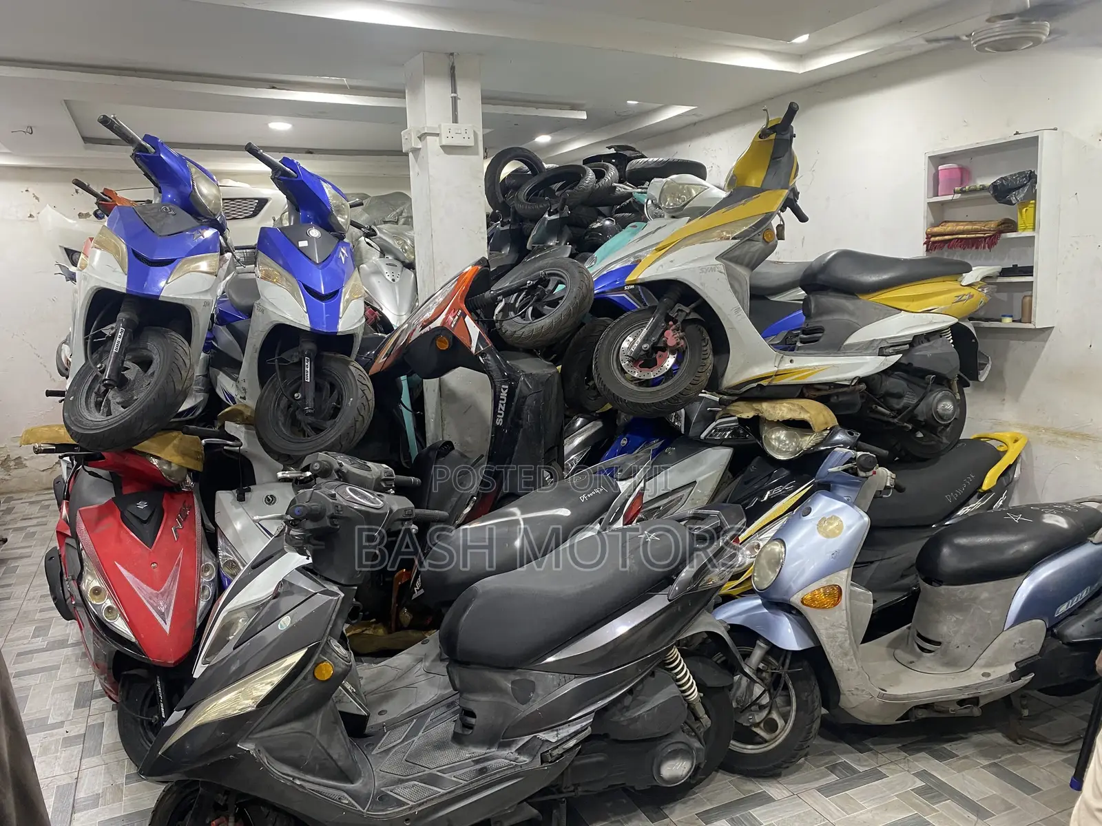 Suzuki Burgman 2023