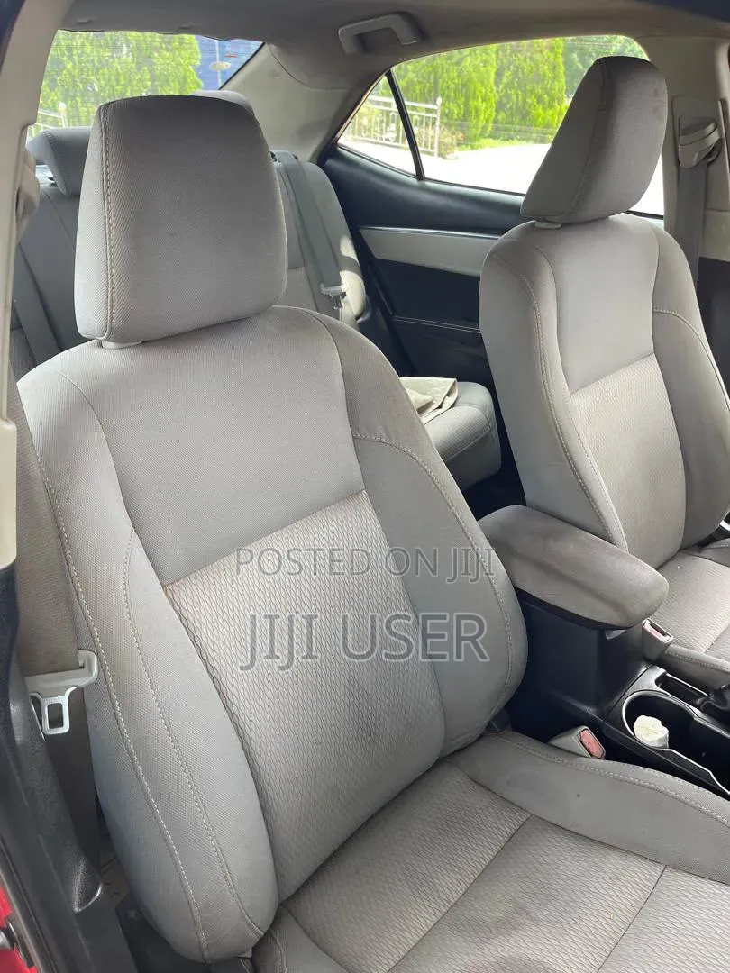 Toyota Corolla 2015 Red