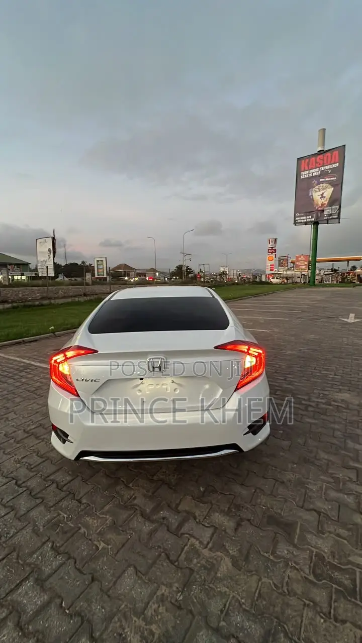 Honda Civic EX-L Sedan 2019 White