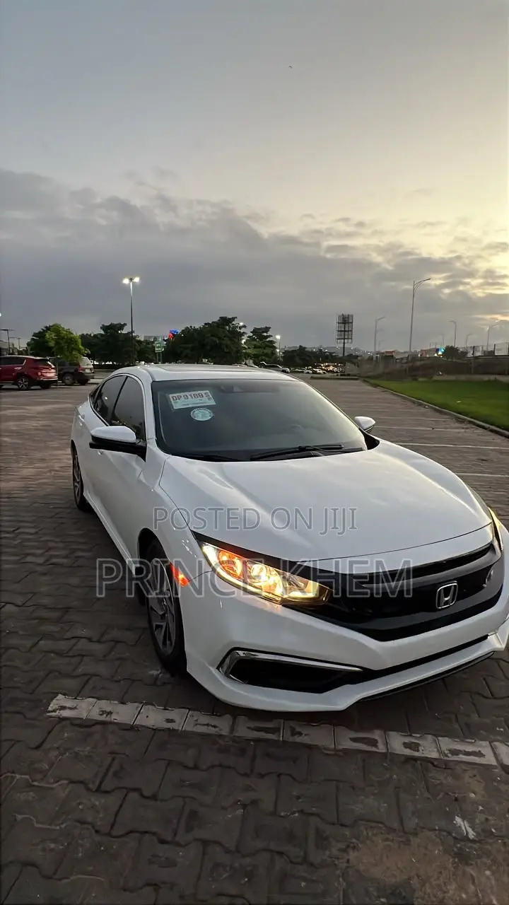 Honda Civic EX-L Sedan 2019 White