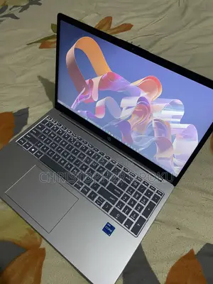 New Laptop HP 15 12GB Intel Core i5 SSD 512GB