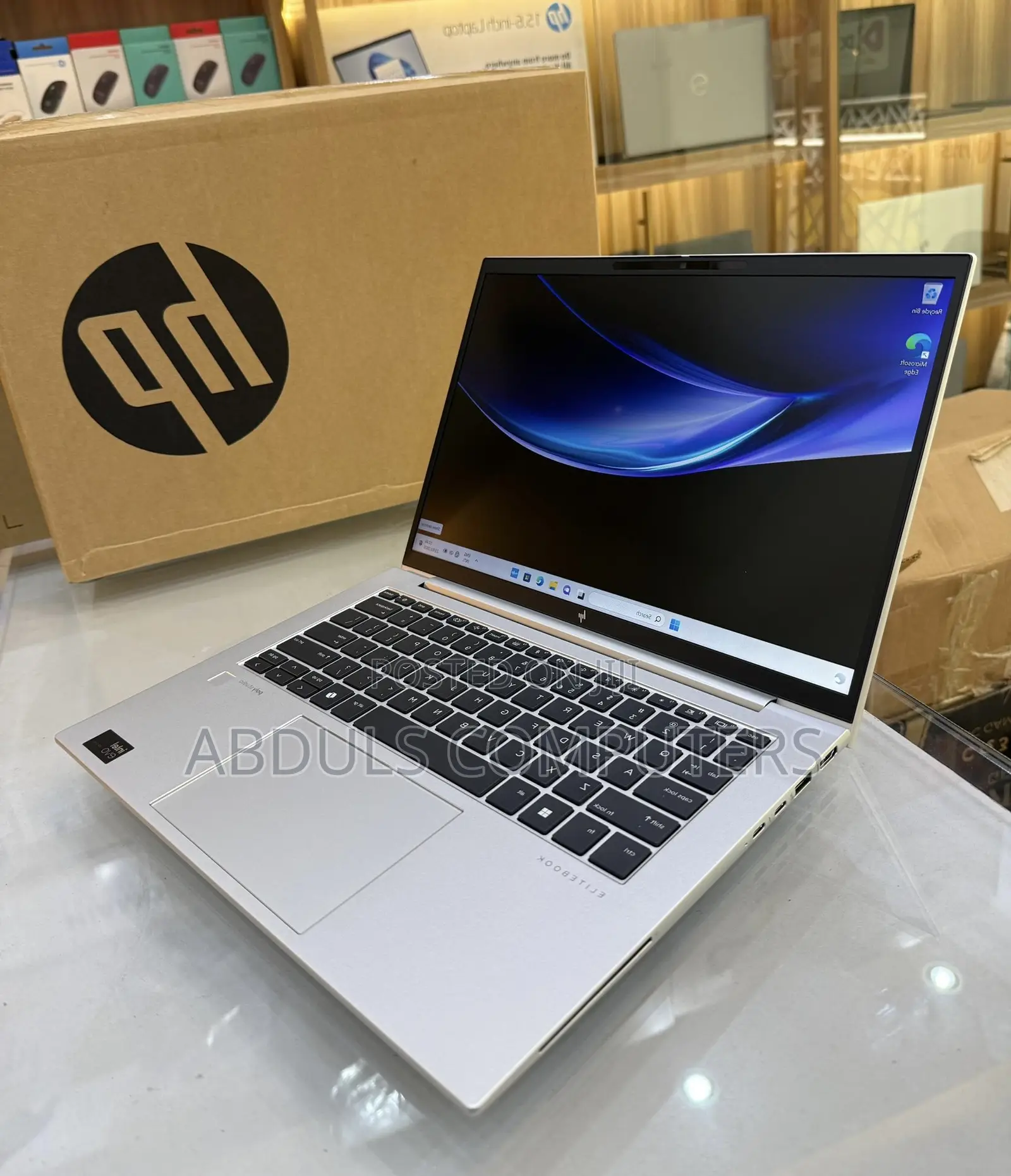 New Laptop HP EliteBook 640 G10 16GB Intel Core i7 SSD 512GB