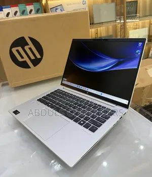 New Laptop HP EliteBook 640 G10 16GB Intel Core i7 SSD 512GB