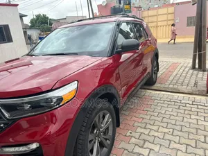 Ford Explorer 2023 Red