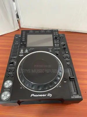 Pioneer CDJ 2000 Nexus 2