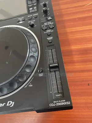 Pioneer CDJ 2000 Nexus 2