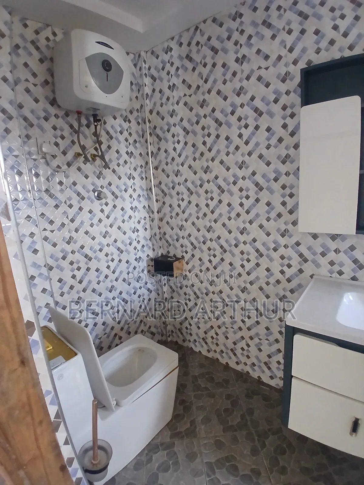 2bdrm Apartment in Bernard Agency, Pokuase for rent