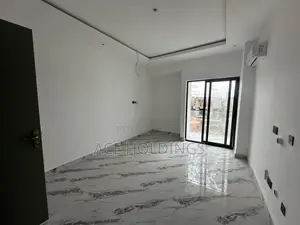 2bdrm Townhouse/Terrace in Nmai Dzorn, School Junction for sale