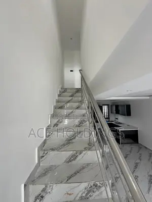 2bdrm Townhouse/Terrace in Nmai Dzorn, School Junction for sale