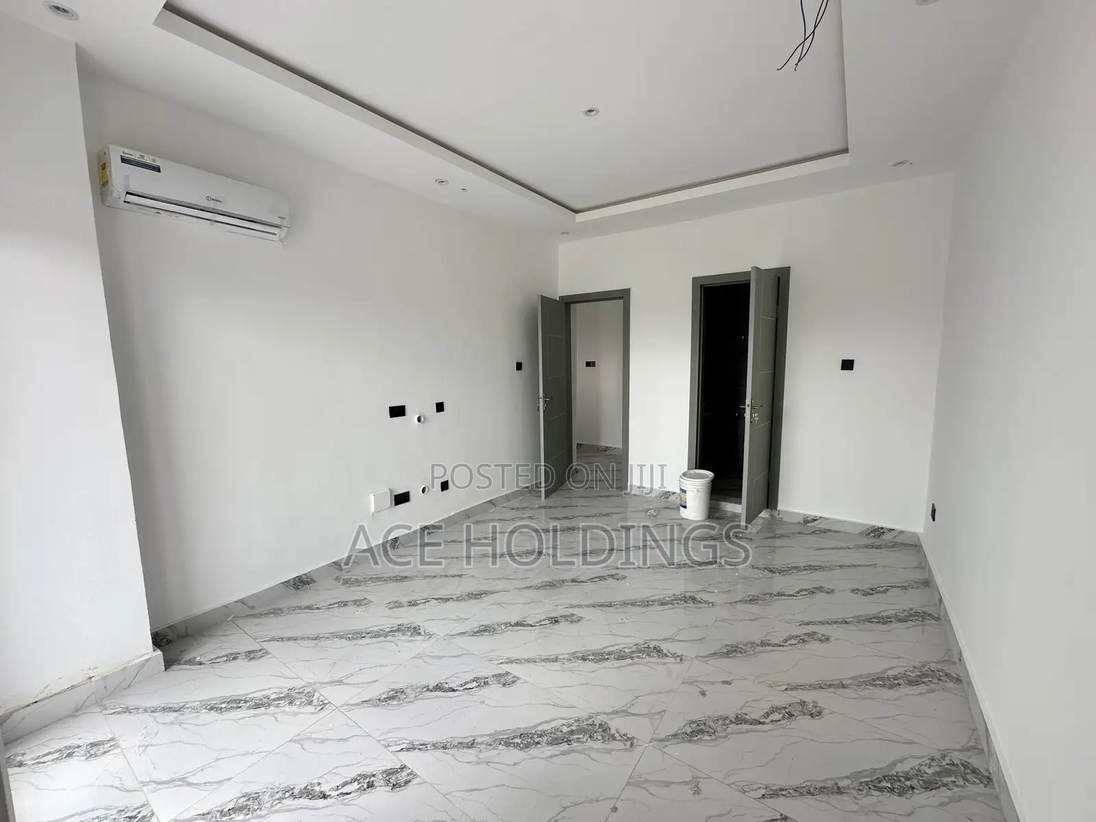 2bdrm Townhouse/Terrace in Nmai Dzorn, School Junction for sale