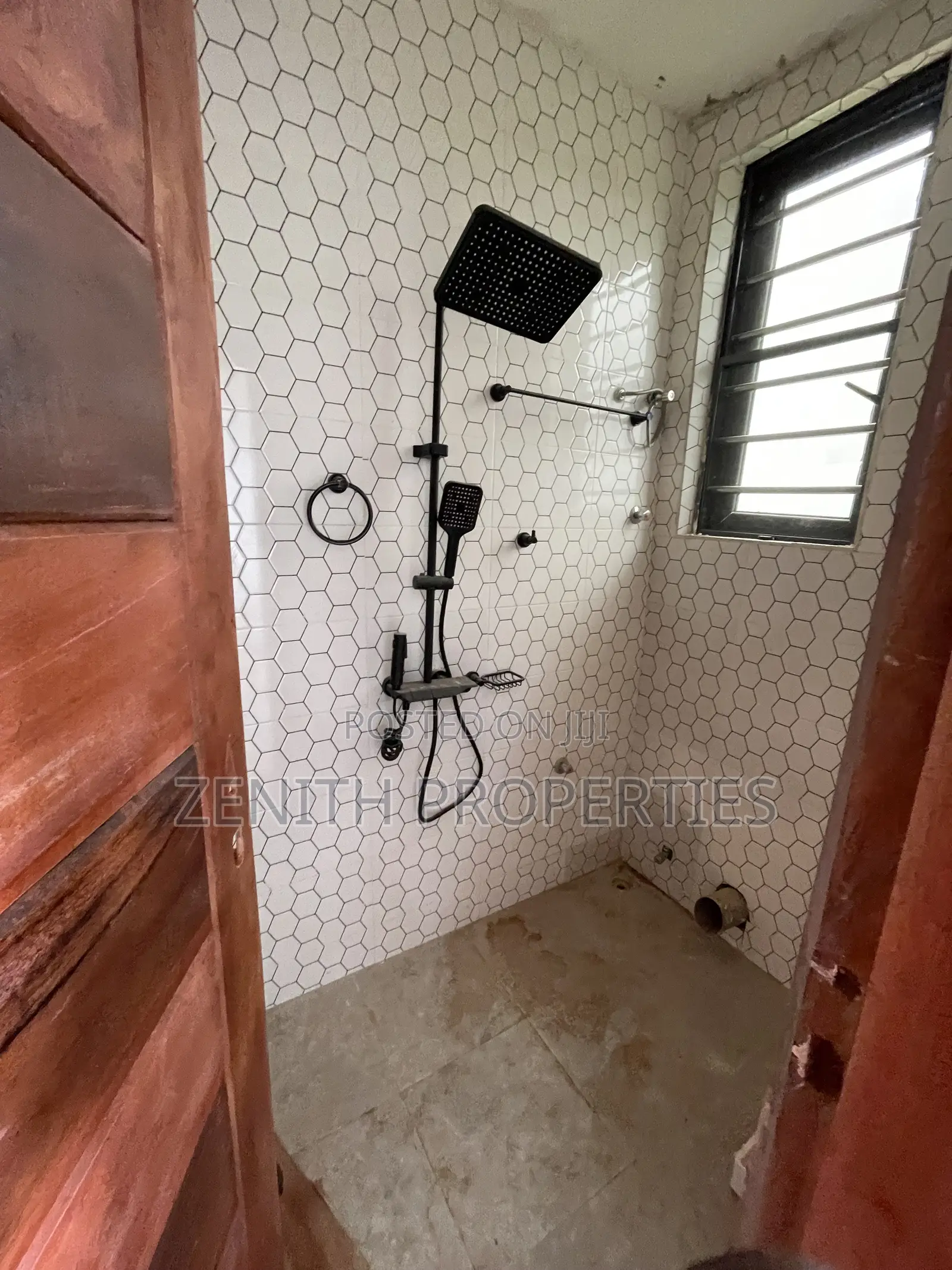 1bdrm Apartment in Zenith Properties, Dansoman for rent
