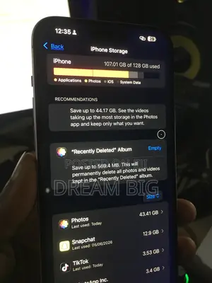 Apple iPhone 15 Plus 128 GB
