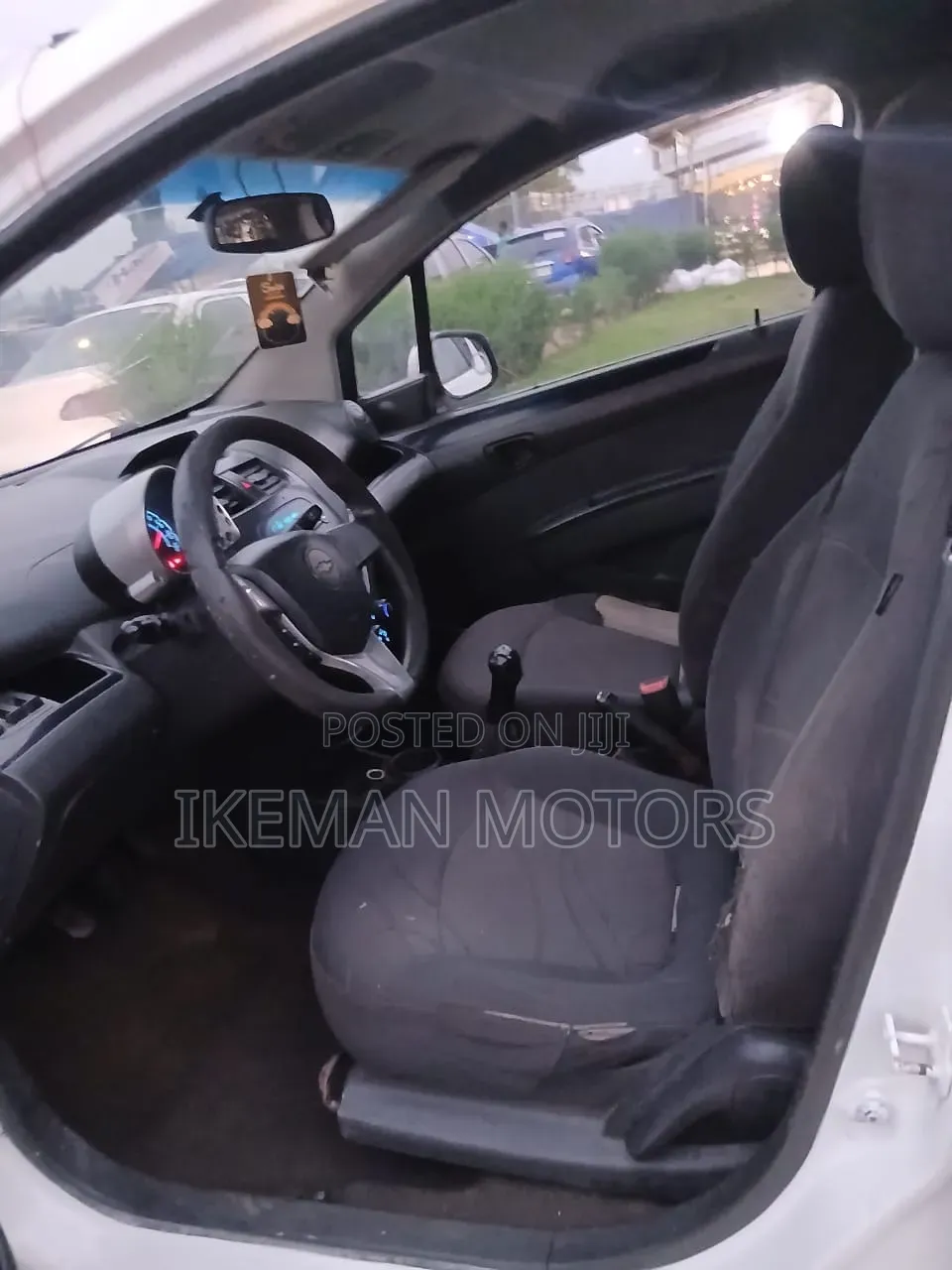 Chevrolet Spark 2012 White
