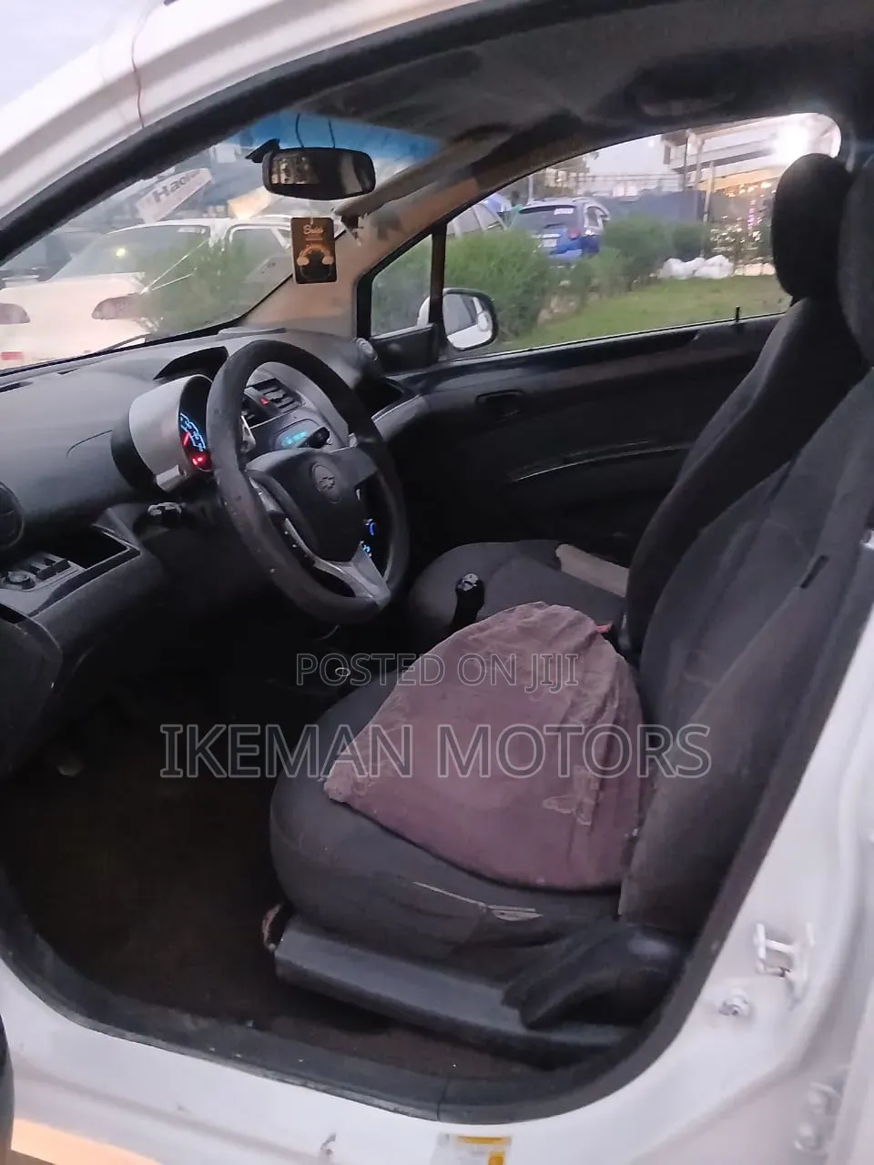 Chevrolet Spark 2012 White