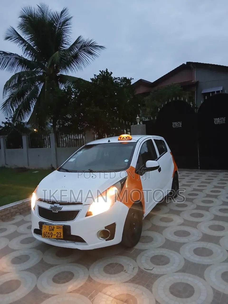 Chevrolet Spark 2012 White
