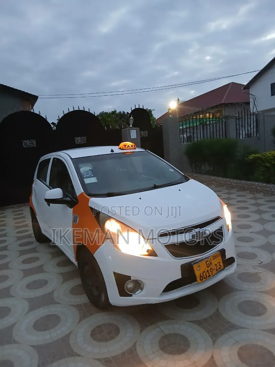 Chevrolet Spark 2012 White