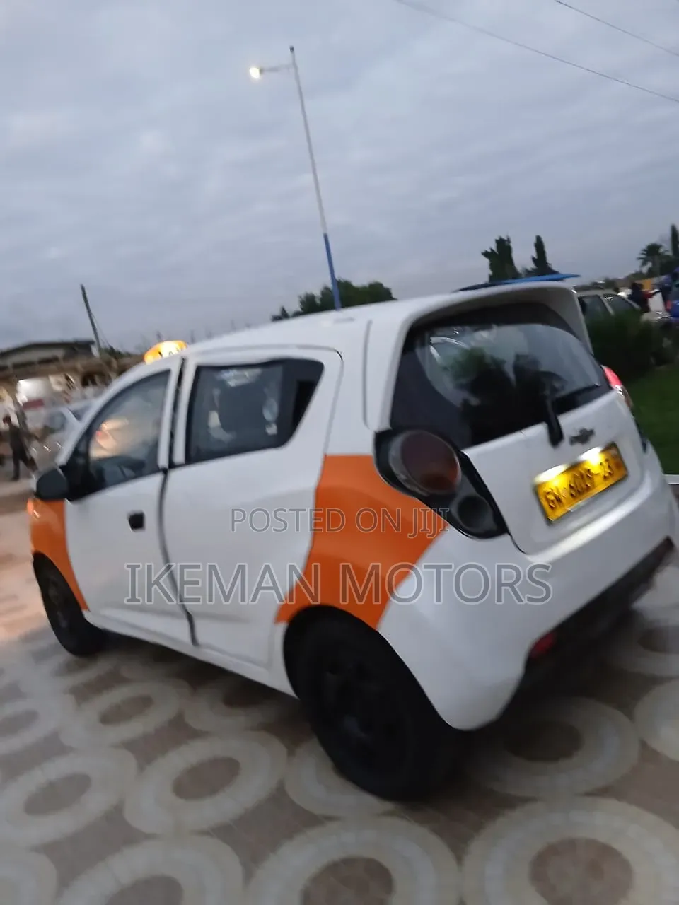 Chevrolet Spark 2012 White