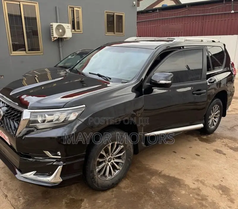 Toyota Land Cruiser Prado 2.7 i 2011 Black