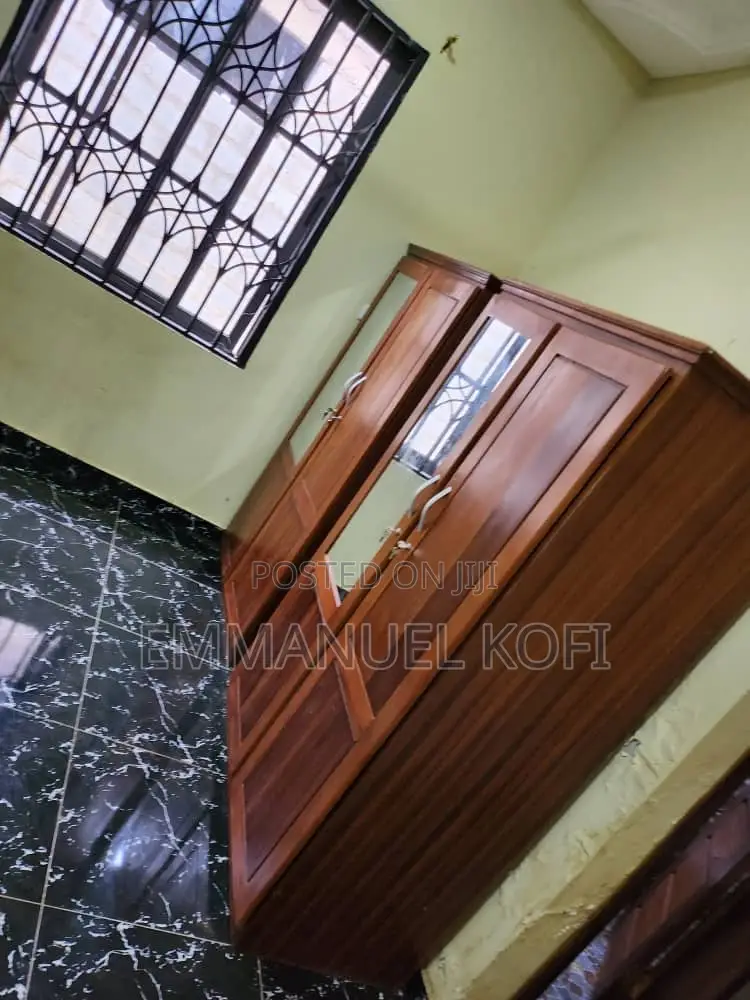 2bdrm Apartment in Genu Property, Housing Down for rent