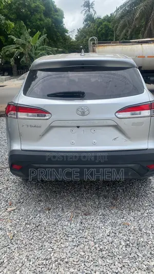 Toyota Frontlander 2.0 Petrol FWD 2023 Silver