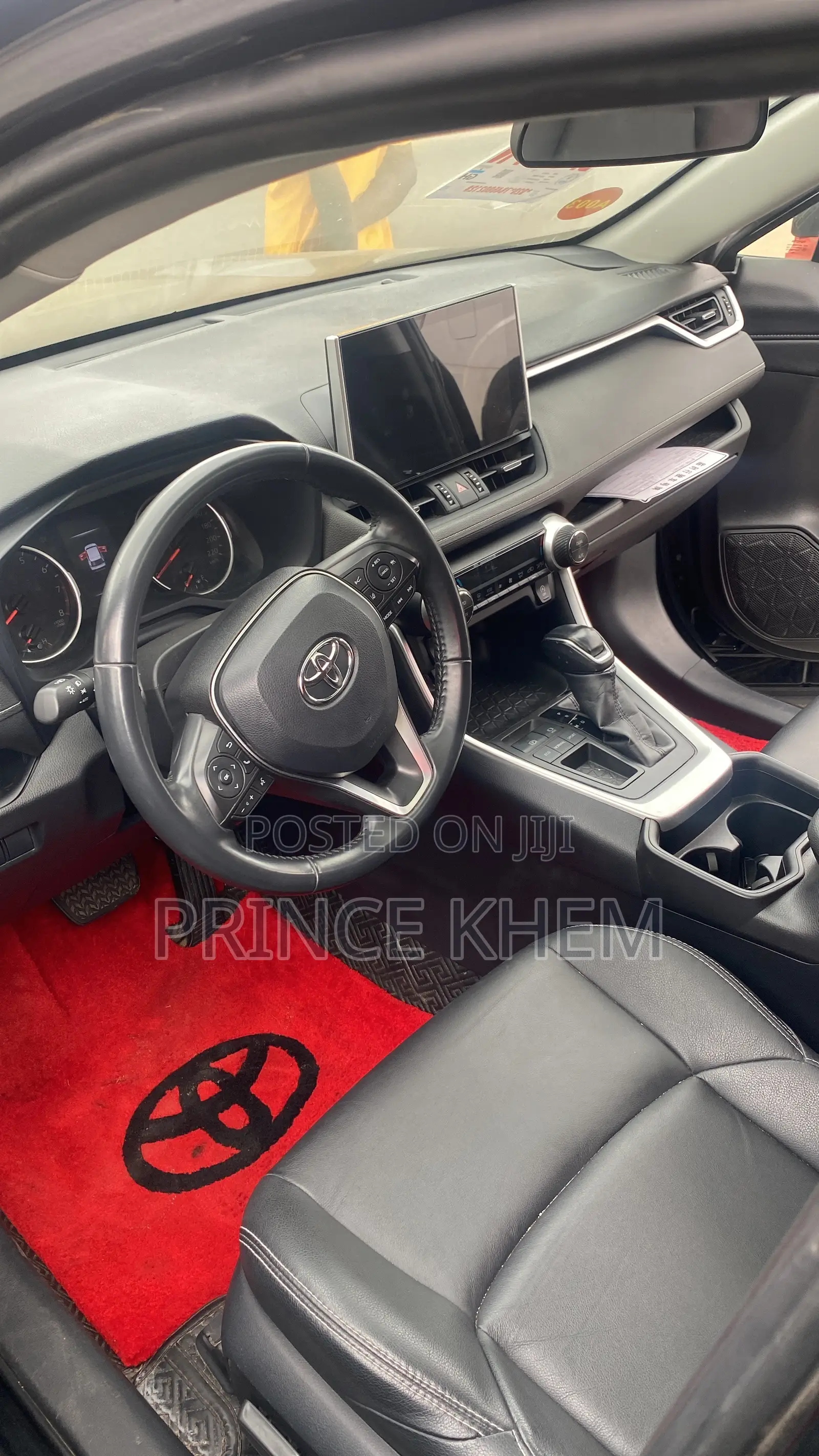 Toyota RAV4 LE 2021 Black