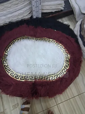 Fluffy Floor Carpet – 90 × 120 Cm