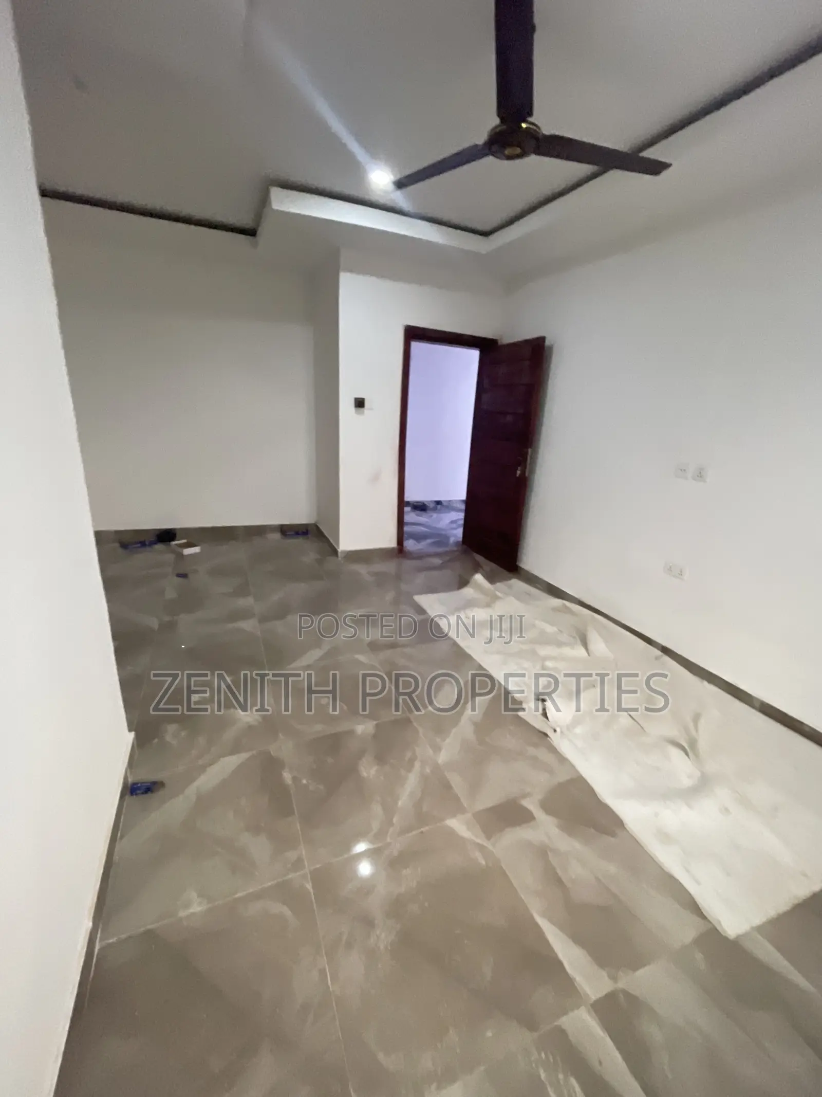 2bdrm Apartment in Zenith Properties, Dansoman for rent