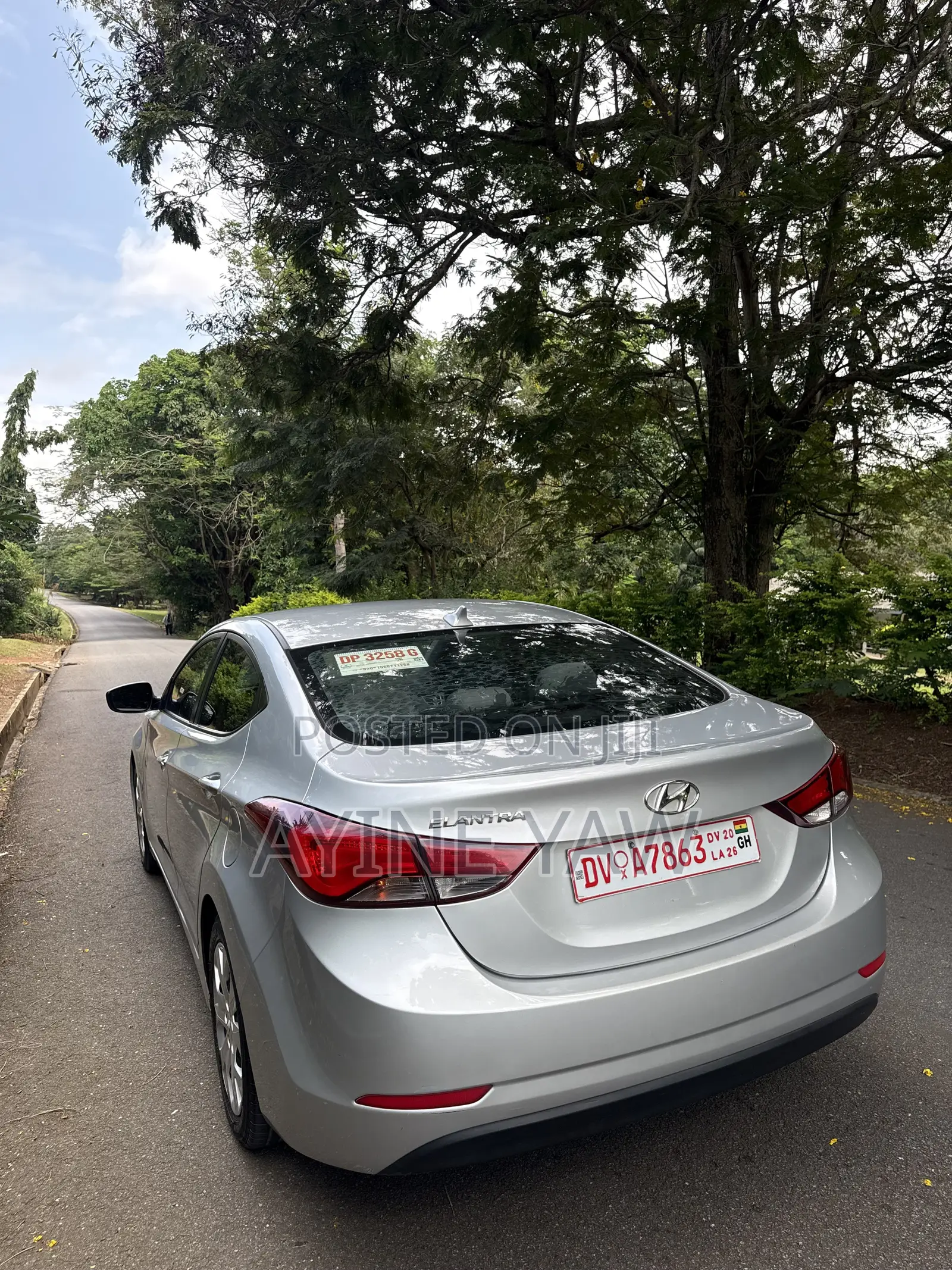 Hyundai Elantra SE 4dr Sedan (1.8L 4cyl 6A) 2014 Silver