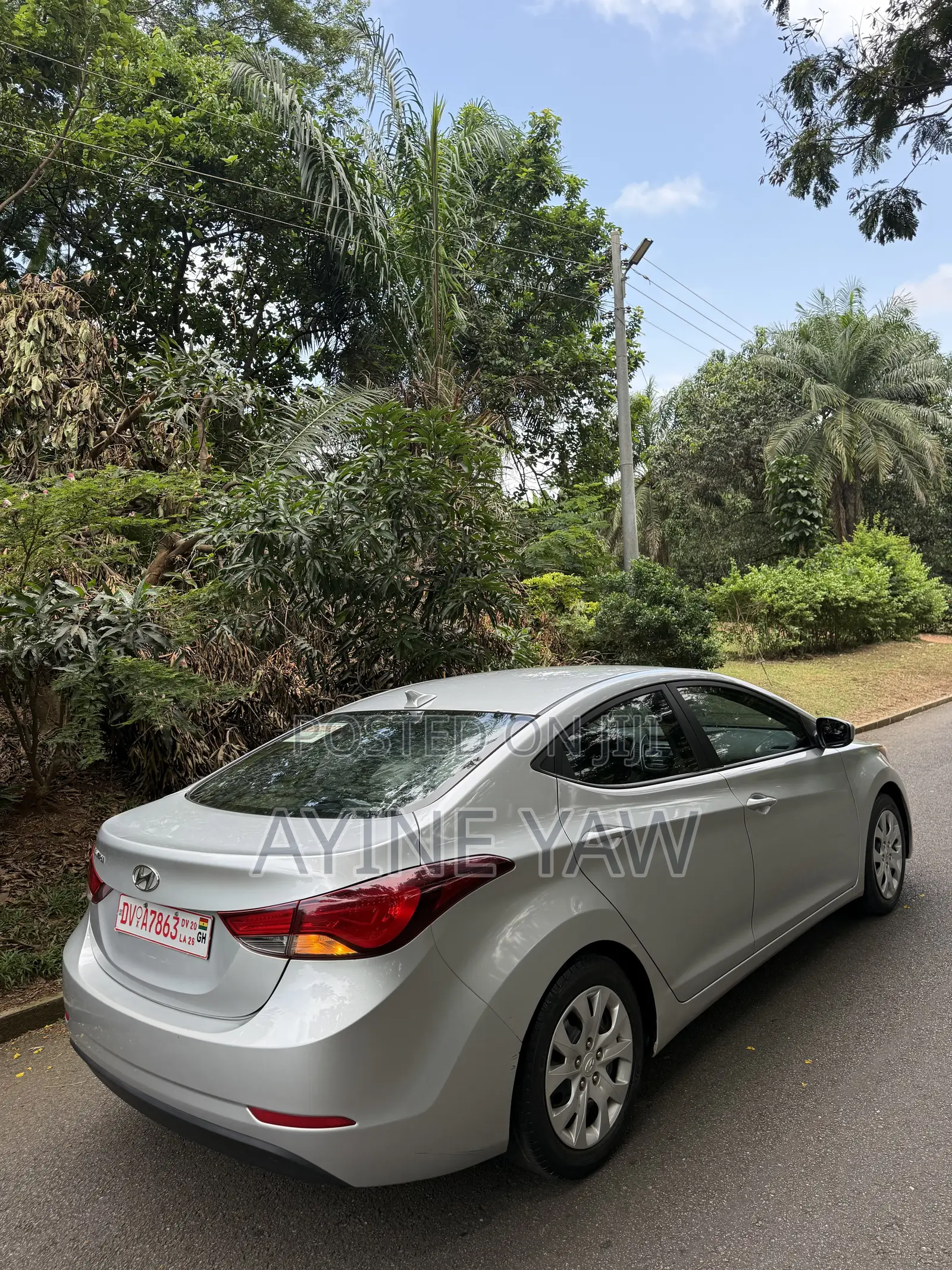 Hyundai Elantra SE 4dr Sedan (1.8L 4cyl 6A) 2014 Silver