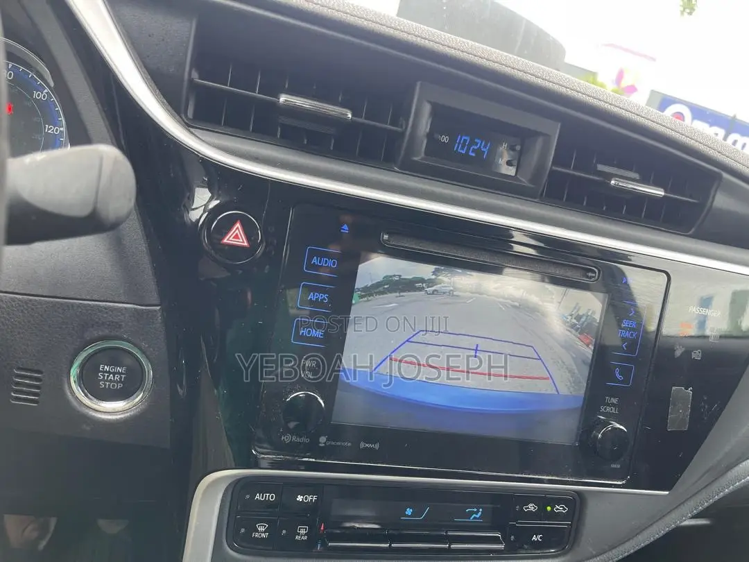 Toyota Corolla SE 4dr Sedan (1.8L 4cyl CVT) 2017 Blue