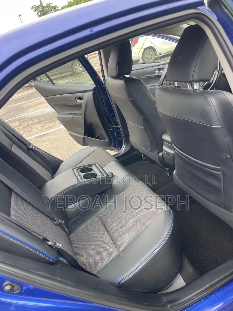 Toyota Corolla SE 4dr Sedan (1.8L 4cyl CVT) 2017 Blue