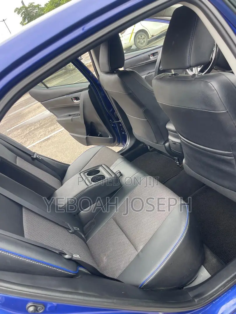 Toyota Corolla SE 4dr Sedan (1.8L 4cyl CVT) 2017 Blue
