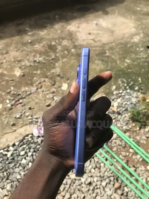 Apple iPhone 16 128 GB Blue