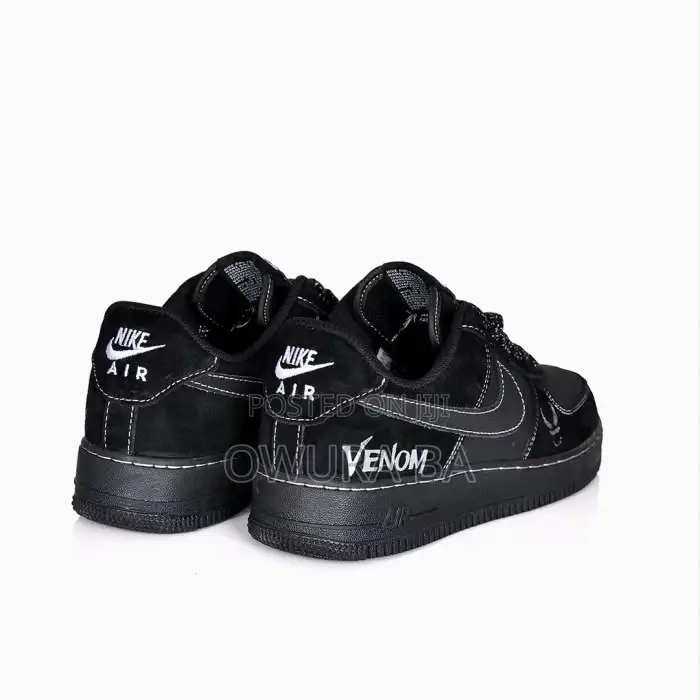 Unisex Sneakers