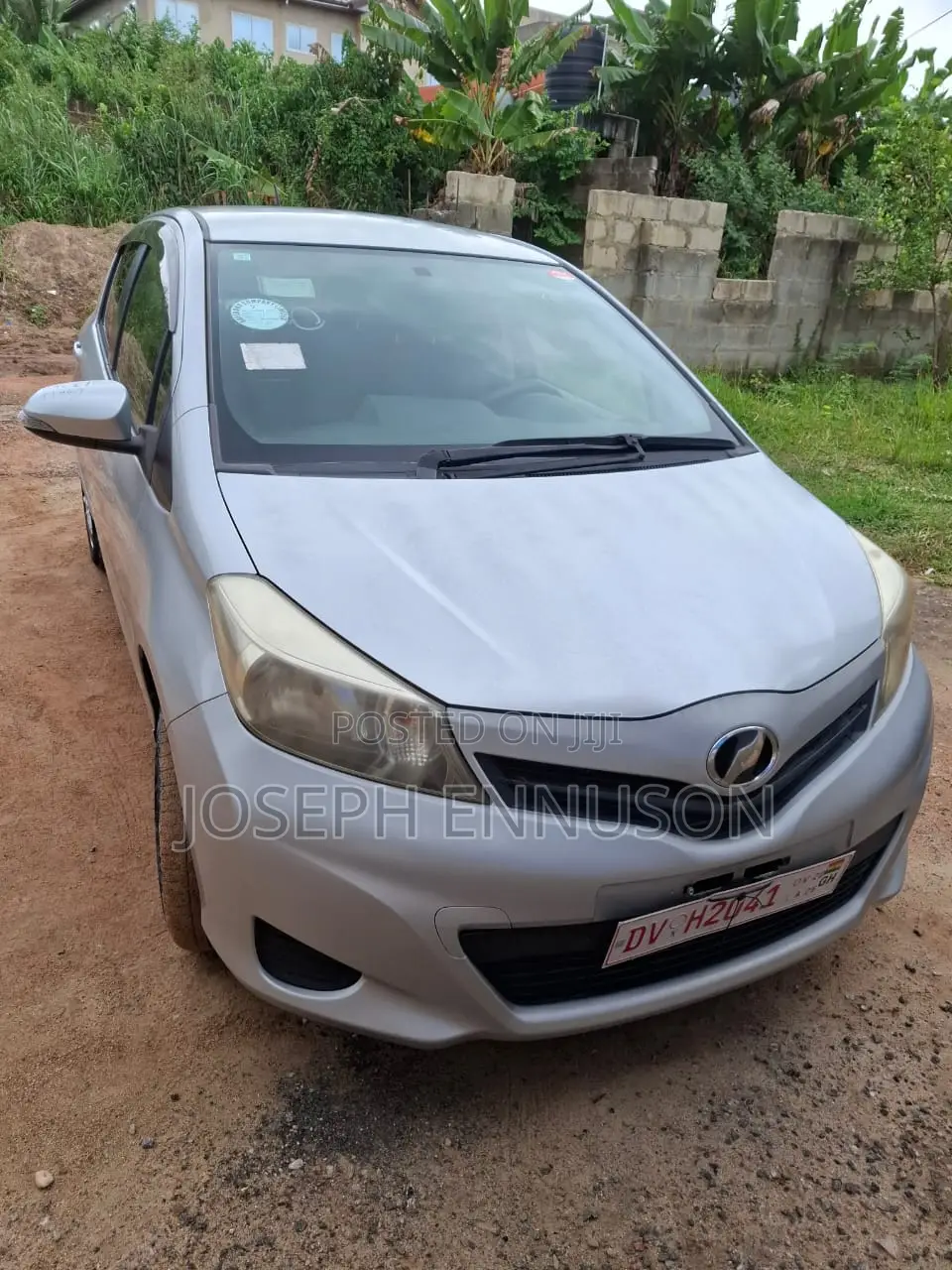 Toyota Vitz 1.3 AWD 3dr 2013 Silver