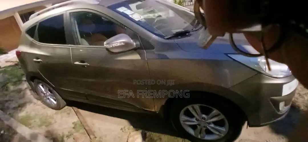 Hyundai Ix35 2012 Brown