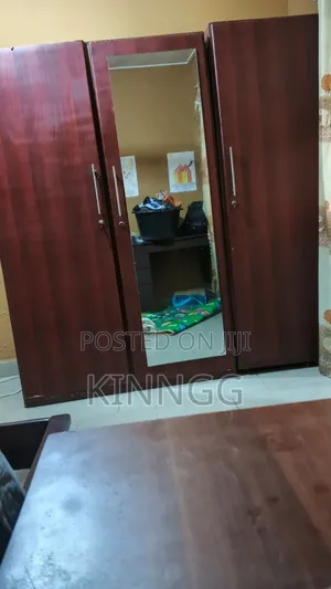 Wardrobe 3-1 With Internal Storage, Packed Space With Locker