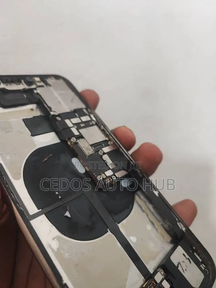 iPhone 11 Pro Max Logic Board/ Motherboard