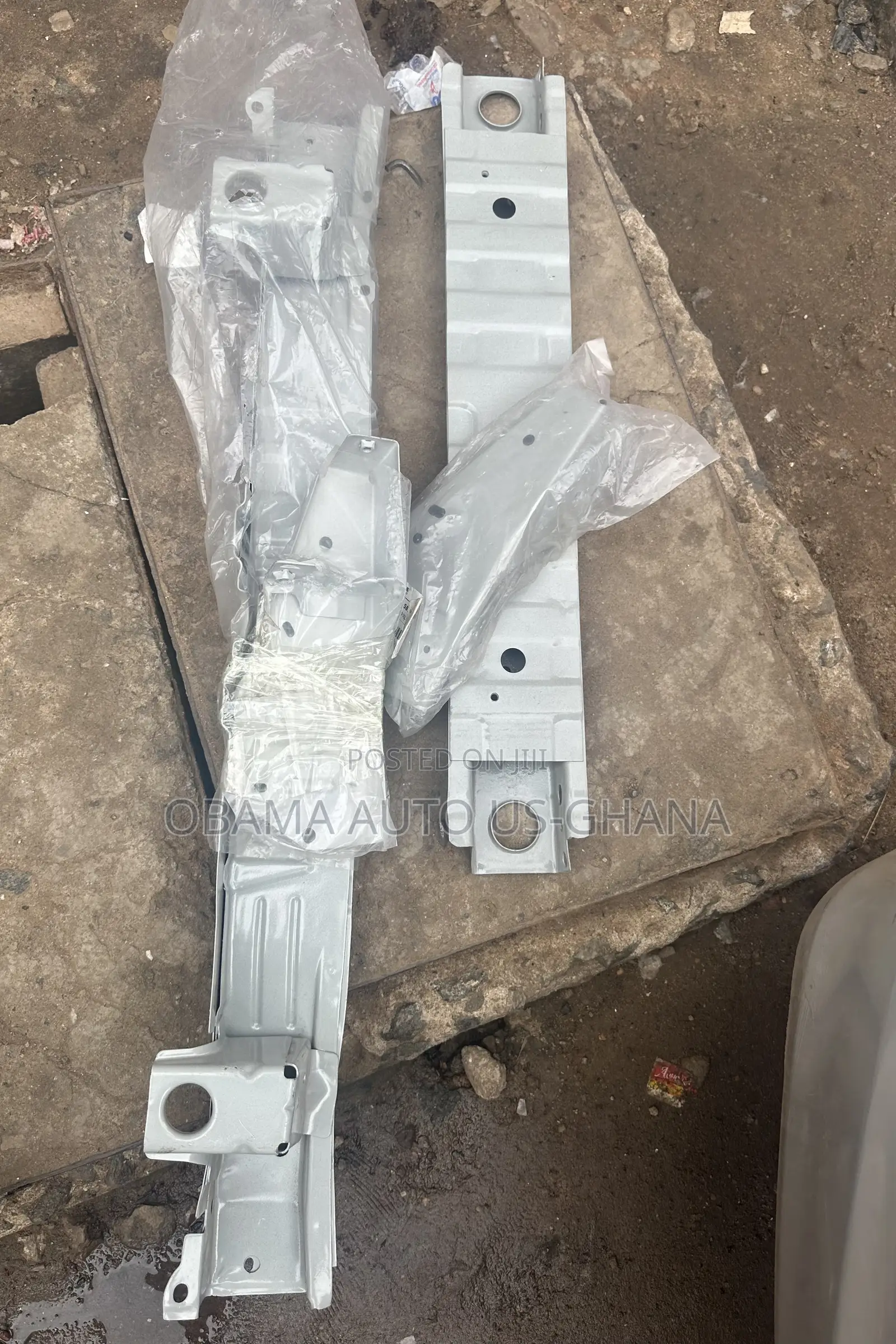 Mitsubishi Outlander Radiator Support 2016 2017 2018 2019 2020 2021