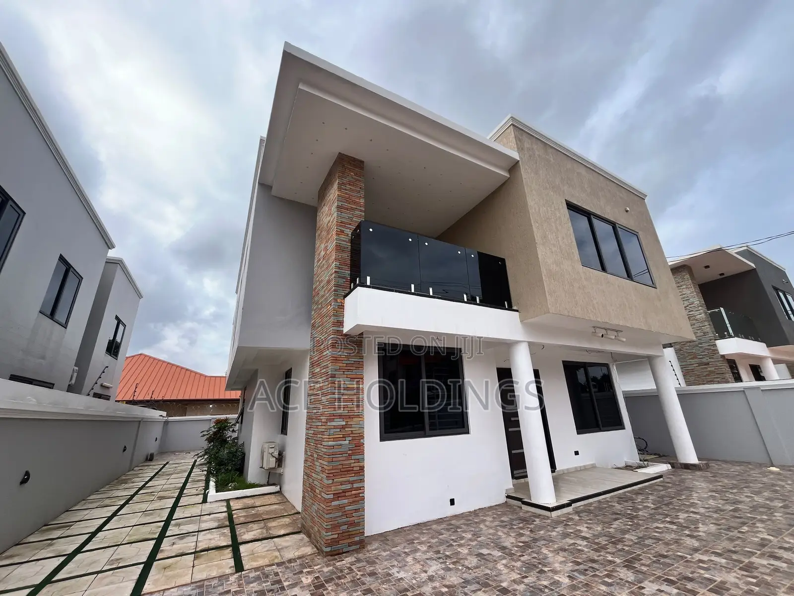 4bdrm House in East Legon Hills for rent