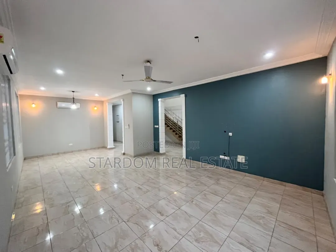 4bdrm Duplex in East Legon Hills, Boundary Road Area for rent
