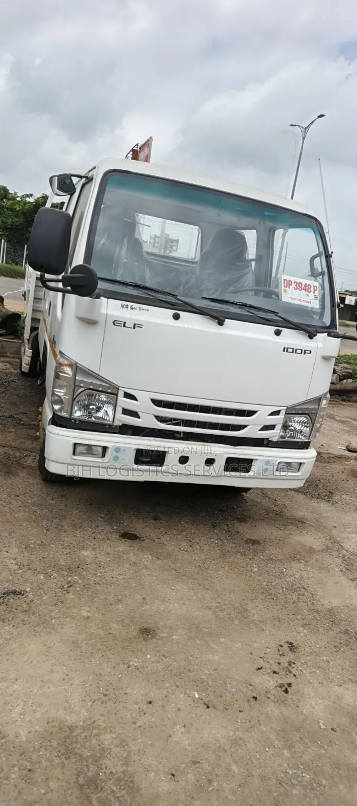New Isuzu Elf Truck 2025 White