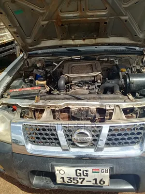 Nissan Hardbody 2016 Gray
