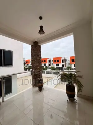 4bdrm Duplex in East Legon Hills, School Junction for rent